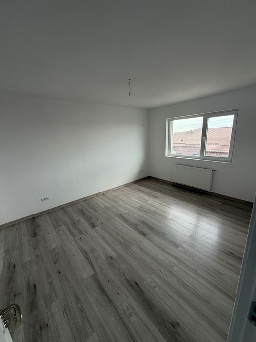 Apartament de închiriat