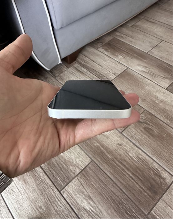 iPhone 13 128GB Impecabil