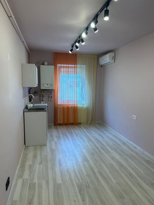 Apartament cu o camera zona Parneava