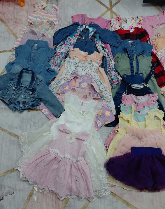 Lot vara fetite 80 86+cadou(110 articole)