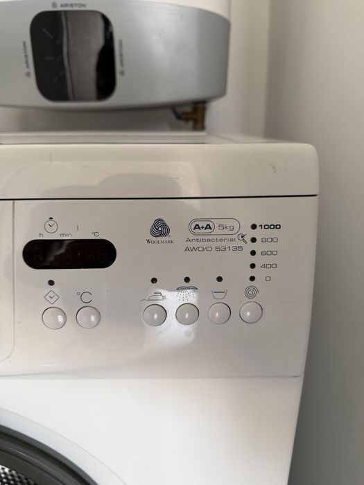 Masina de spalat rufe Al 6lea simt Whirlpool AWO/D53135 1000 rpm 5 kg A+ LED Alb