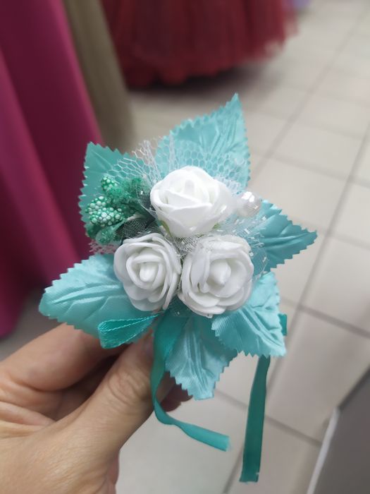 Продам свадебные бутоньерки