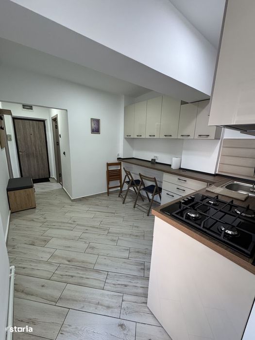 Apartament cu o camera de inchiriat