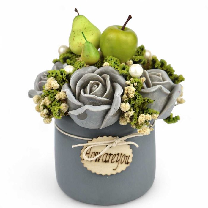 Букет соеви свещи с рози и плодове – Елегантно изкушение