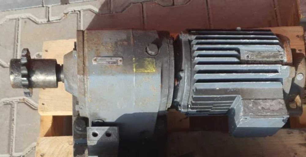 Reductor cu motor stand frana bosch beissbarth ITP 3.7 kw la 380 V