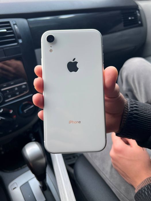 iPhone xr sotiladi