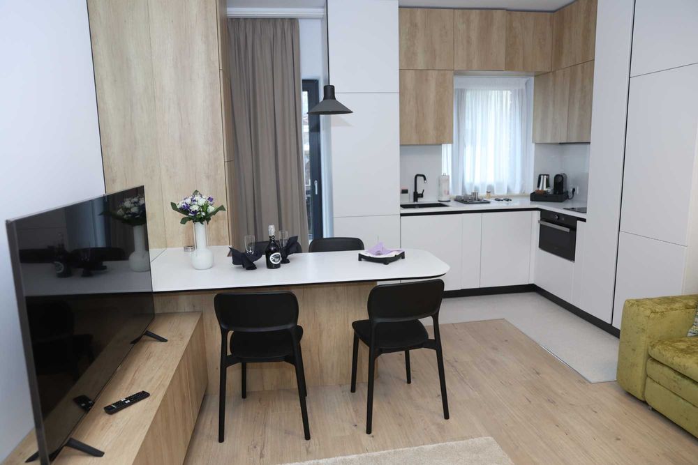 Inchiriez Apartament cu 2 camere in Predeal