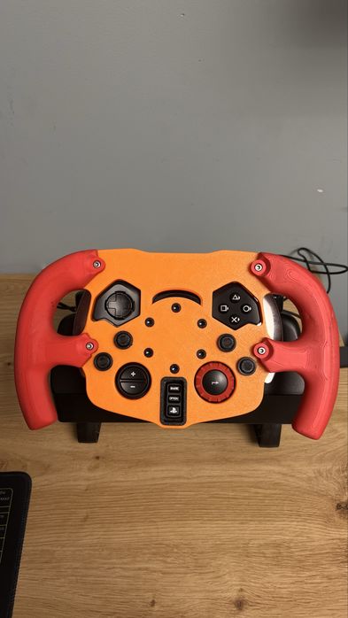 Logitech G29 + schimbator schimb cu Moza R3 + diferenta