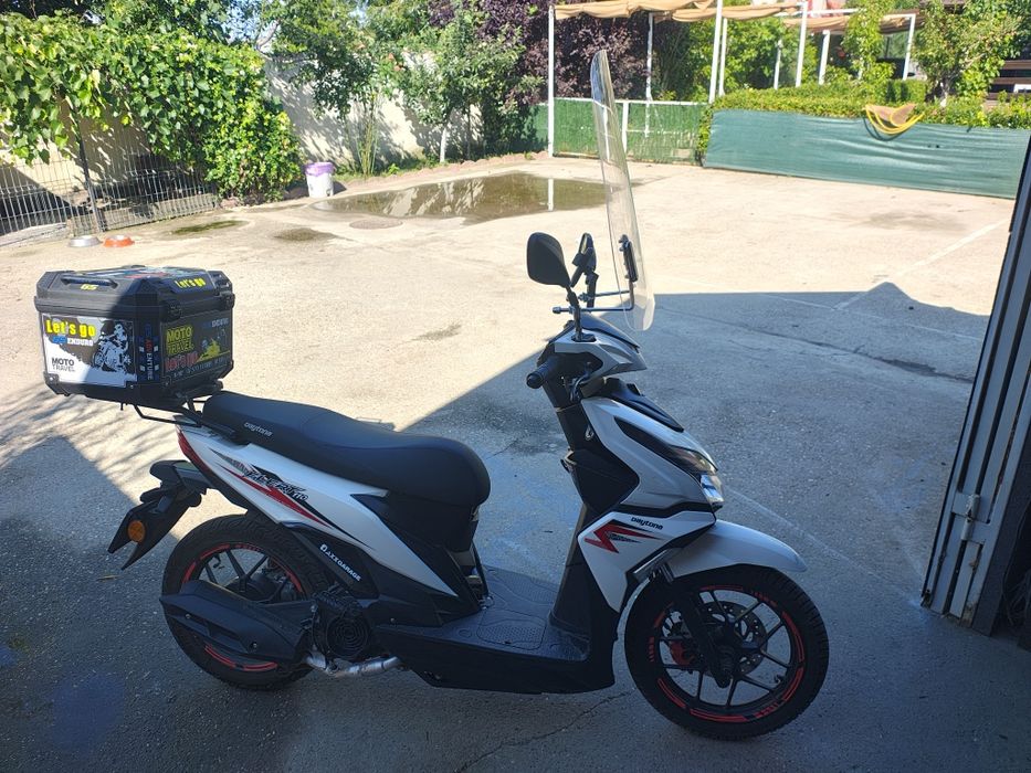 vand scuter 125 daytona flert
