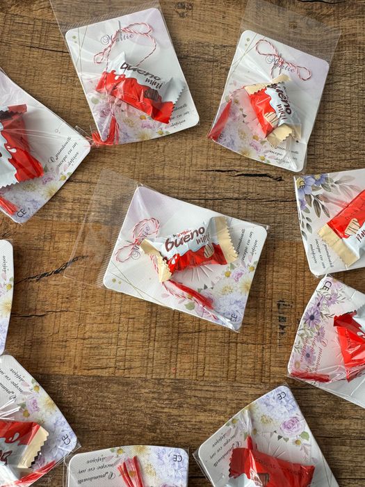 Mărțișoare dulci  din ciocolata - kinder, bounty, snickers, merci