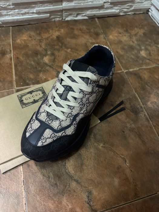 Gucci rhyton 43 noi