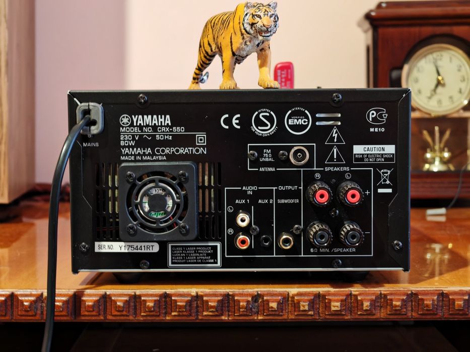 Yamaha CRX-550. Receiver cu cd, usb, radio RDS. Ca nou. Preț fix !