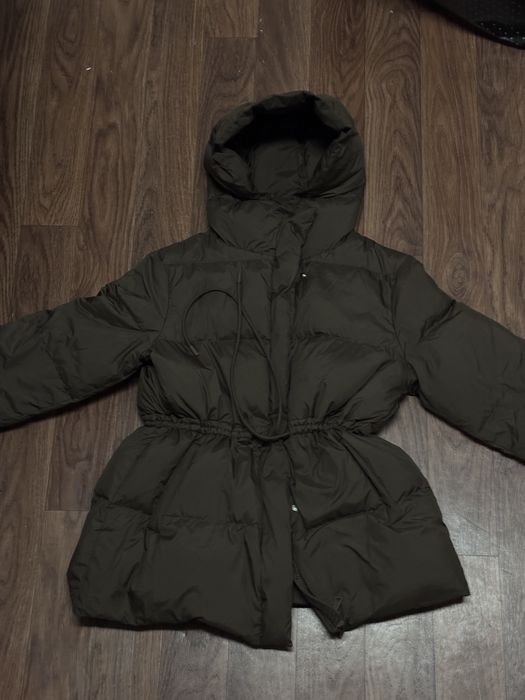 Продам коричневую куртку.