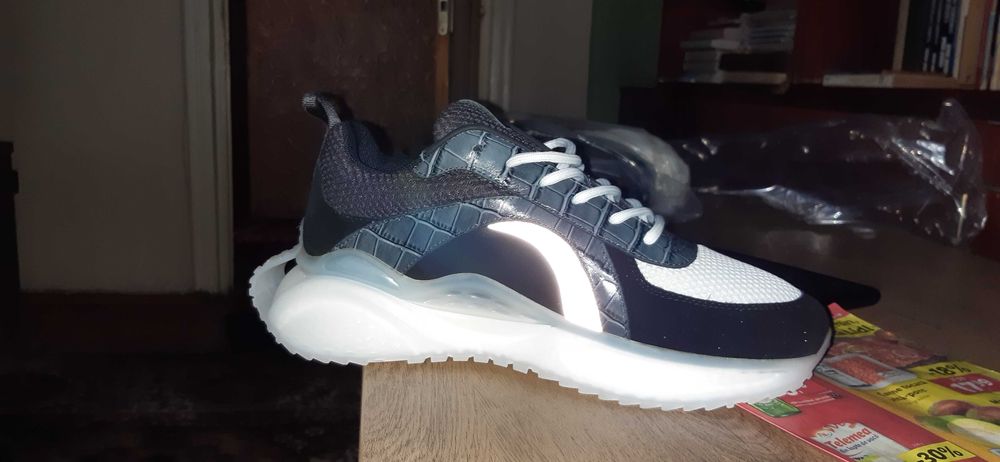 Adidași Dsquared noi nouți mărimea 42 interior talpic 27cm