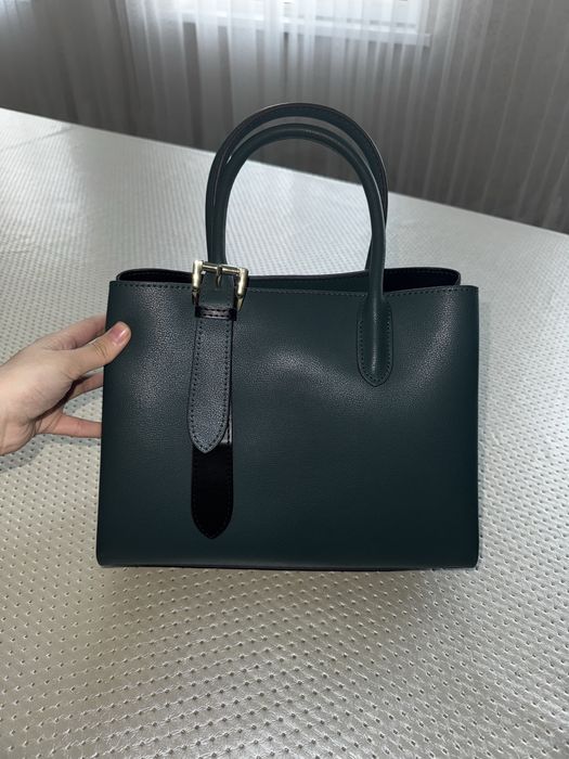 Сумка зеленая в отличном состоянии