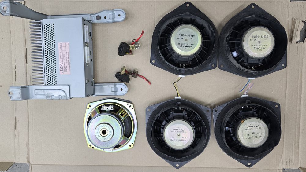 Динамики И усилитель лэнд крузер 100