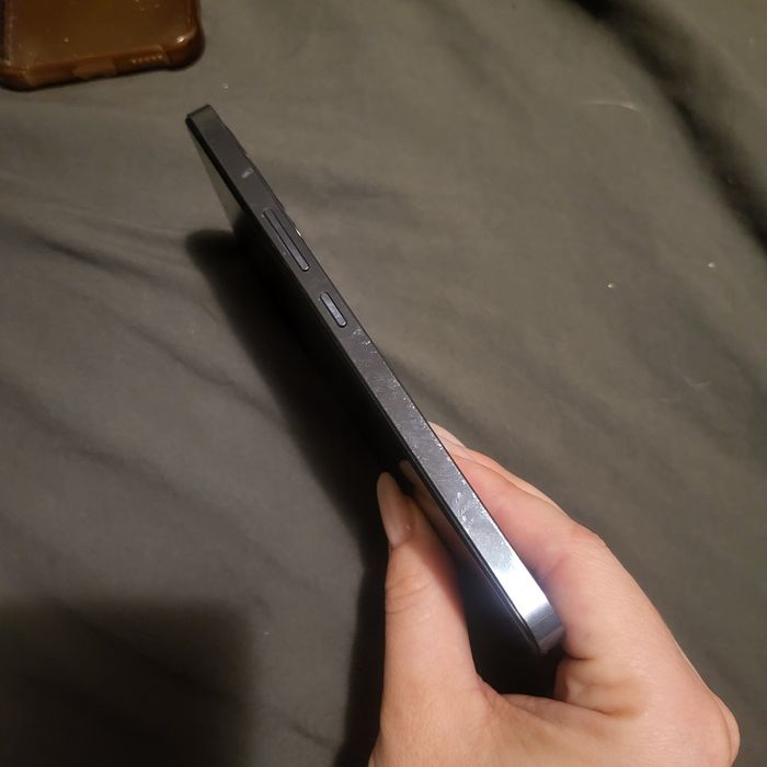 Смартфон vivo v25