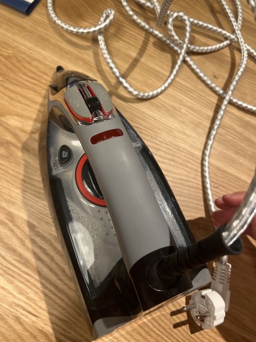 Russel-Hobbs PowerSteam Ultra