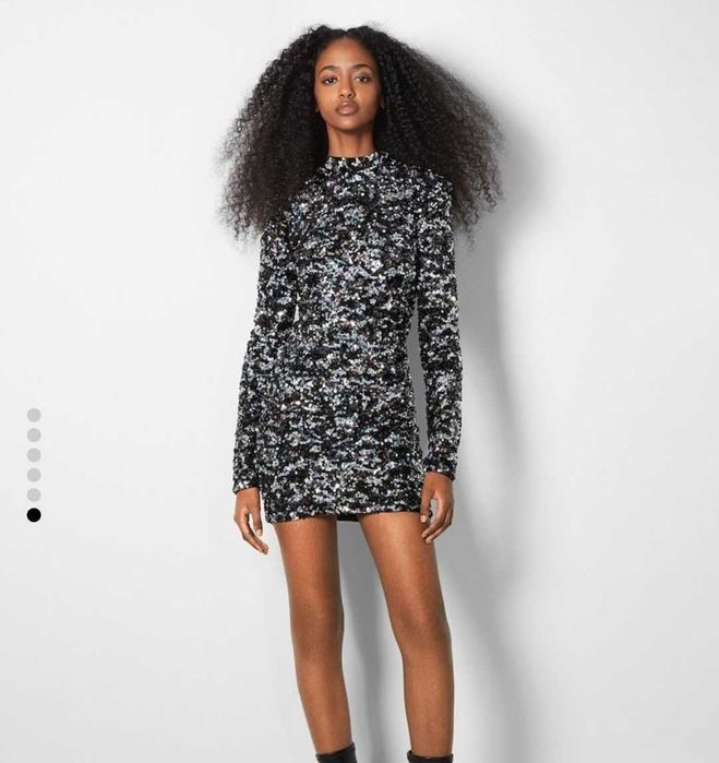 Рокля с пайети Bershka
