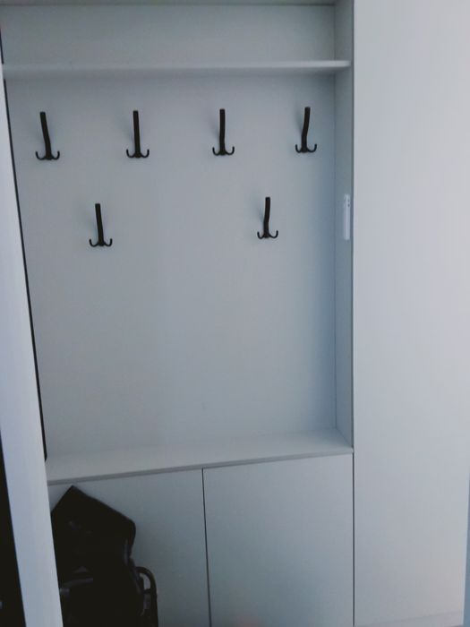 Шкаф почти новый