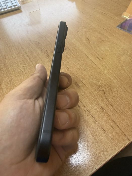 Iphone 15 128gb 100% живот на батерията