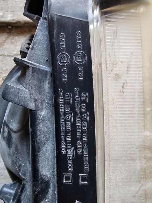 Фара toyota land cruiser 100