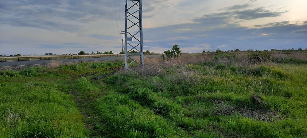 Парцел земеделска земя