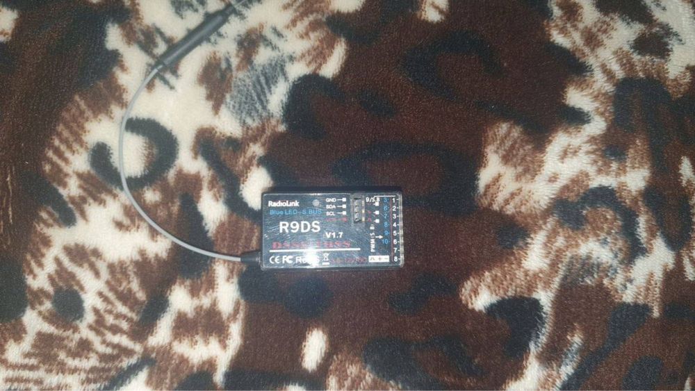 Приемник Radiolink R9DS для пульта!
