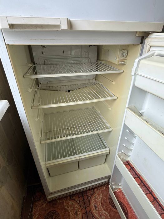 Продам холодильник срочно