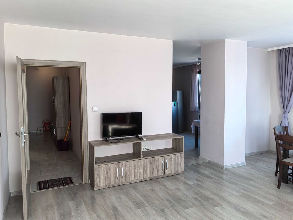 Дава се под наем Многостаен апартамент в Пловдив, Христо Смирненски - 150 кв.м за 918 € - Снимка #13