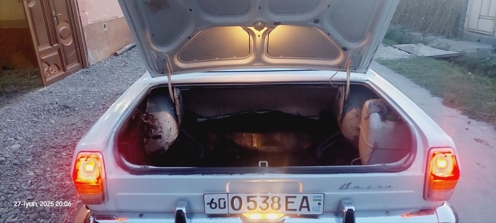 Волга 2401 сотилади