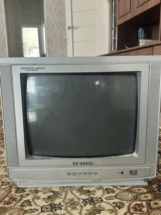Телевизор Самсунг