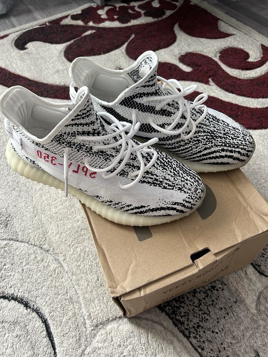 Yeezy boost 350 Zebra