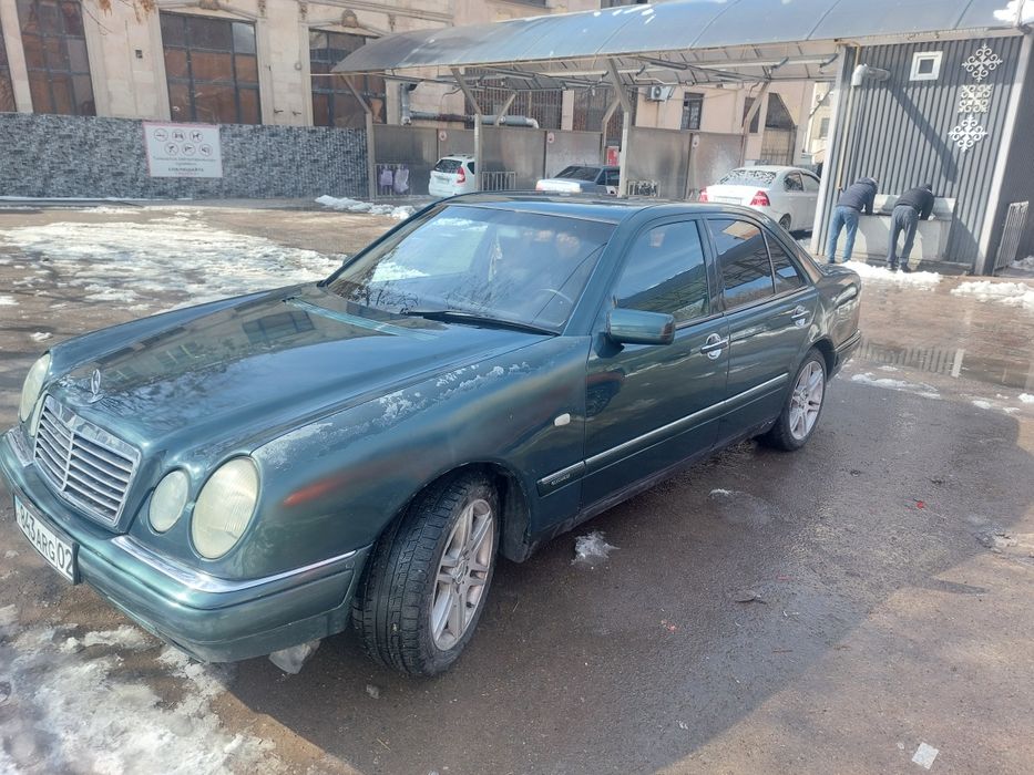 Машина хорошая  без вложений