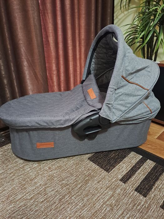 Бебешка количка Kikaboo