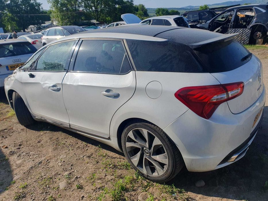 Dezmembrez Citroen DS5 1.6 HDI 2013