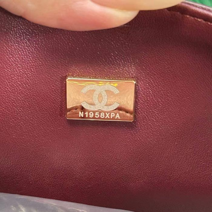 Chanel Classic Flap / Classic 11.12 Burgundy Lambskin Gold Hardware