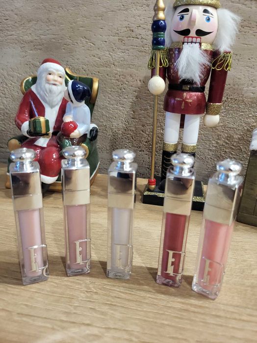 Нови оригинални гланцове Dior!