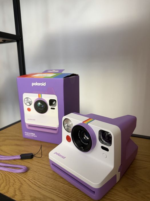 Aparat foto instant Polaroid now generatia 3