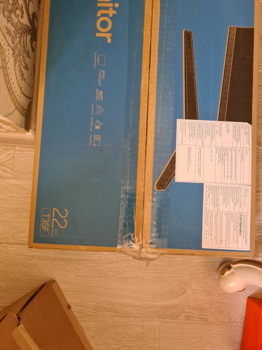 Монитор Samsung Full HD 22" T35F черный, без рамки