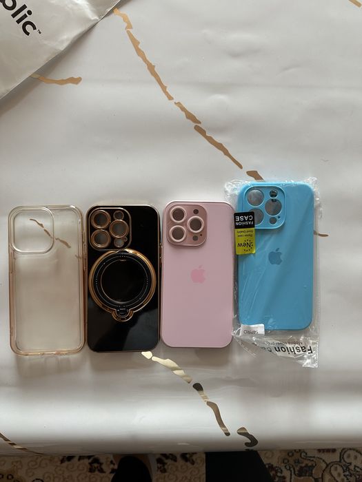 Чехлы на айфон 14про