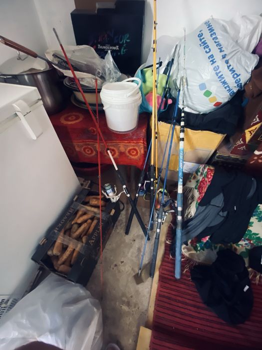 қармақтар сатылады