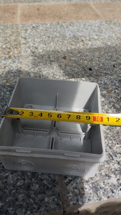 Распредкоробки квадратные 100х100