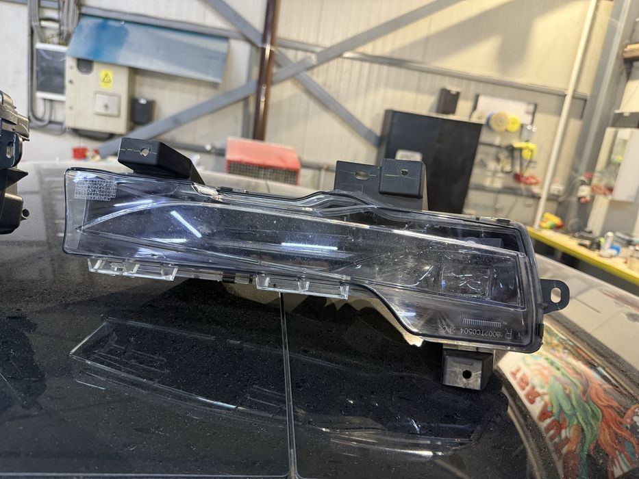 Set proiectoare tesla 107739600D 107739500D