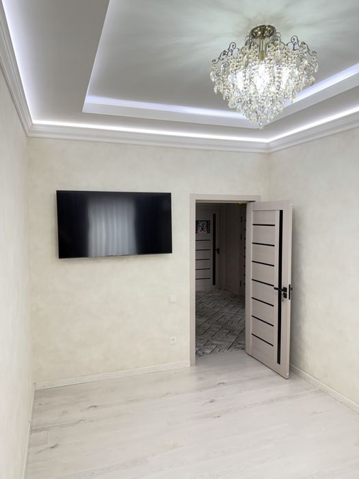 Продается трехкомнатная квартира  в новостройке, дом кирпичный.