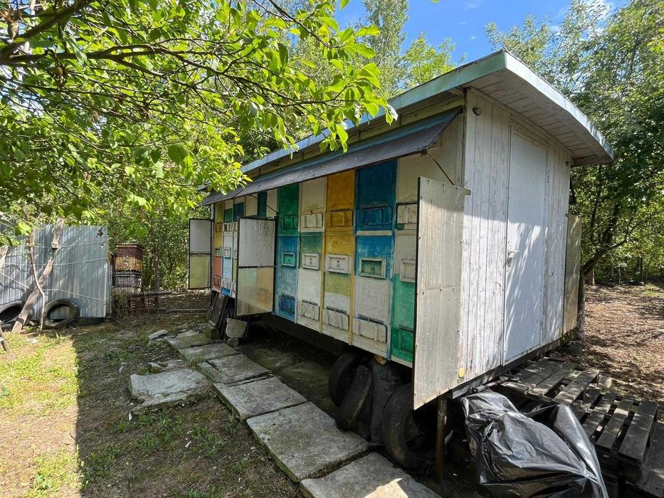 Vand pavilion apicol, inmatriculat apicol, 40 familii, stupi verticali