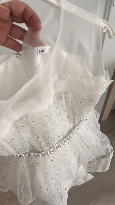 Платье 140размер 7-9лет