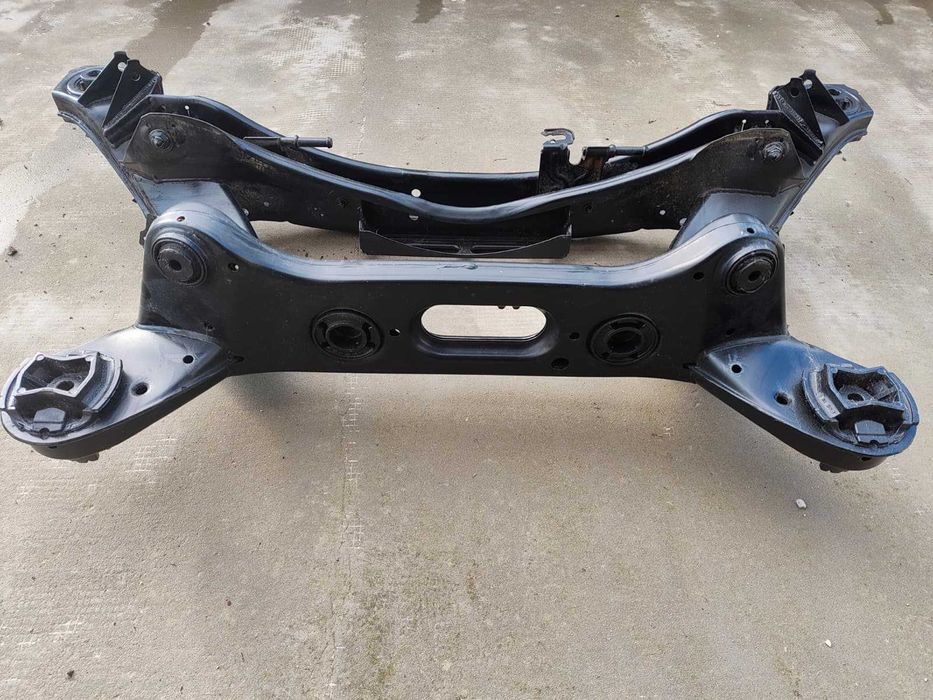 Подсилен оригинален Заден мост Mercedes C класа (W204)