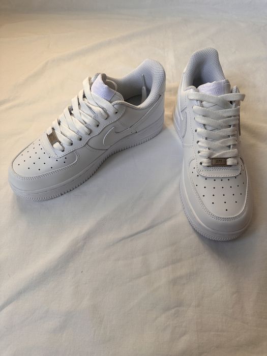 Nike Air Force 1 albi marime 38,5 si 39
