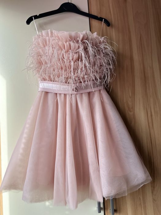 Елегантна официална рокля в нежен розов цвят